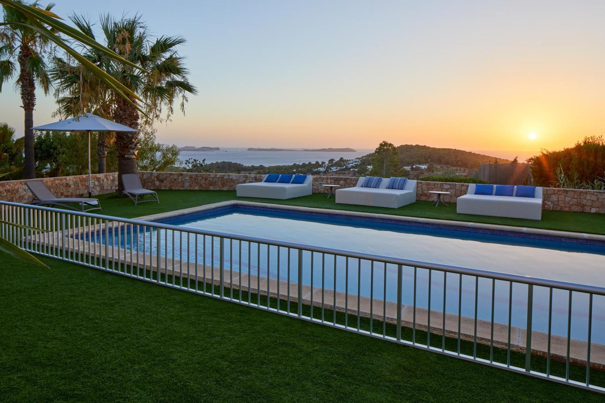 Villa Can Joan I - Fantastic Sunset Views And Family Friendly - Sant Antoni de Portmany Esterno foto